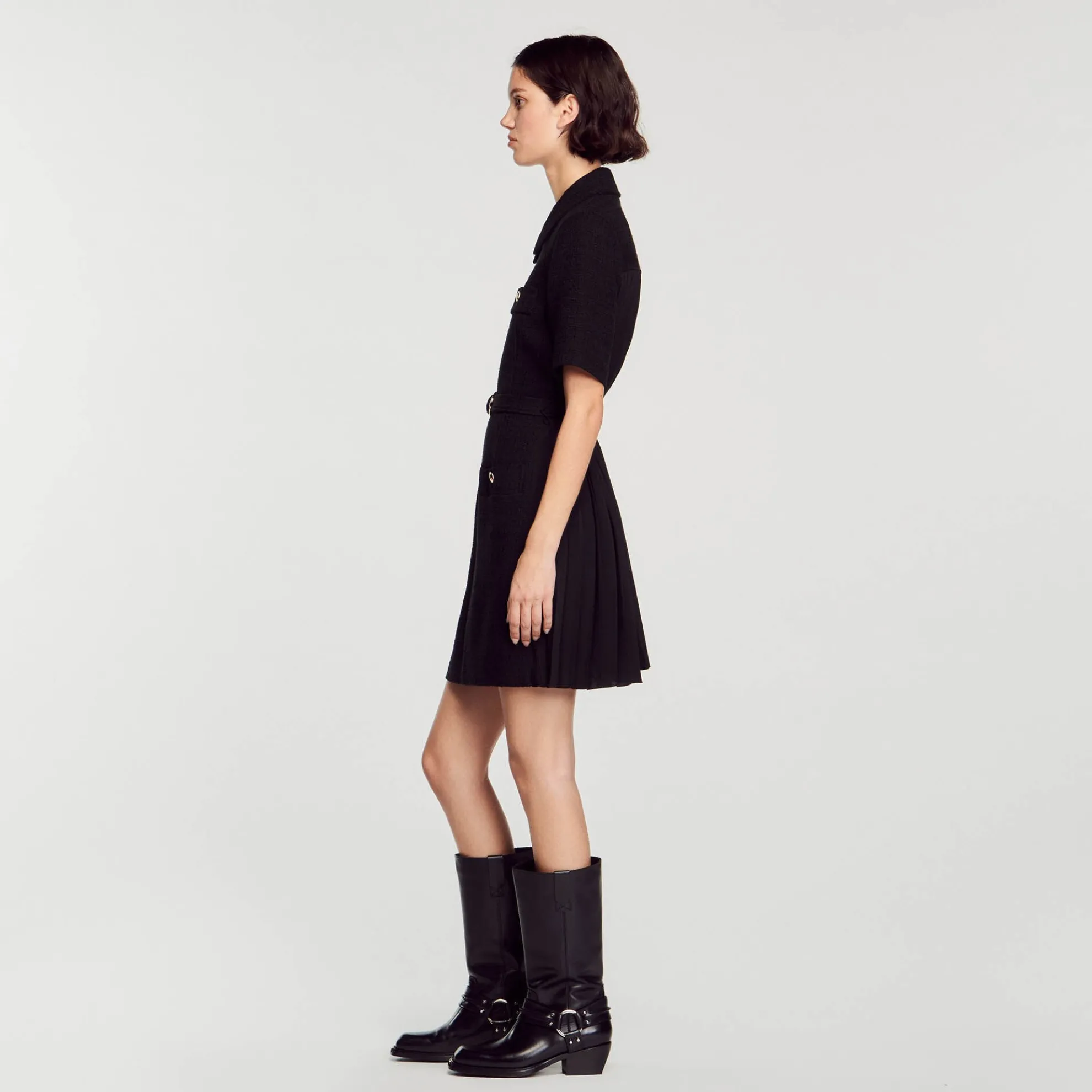 Jurk Van Twee Stoffen Met Korte Mouwen