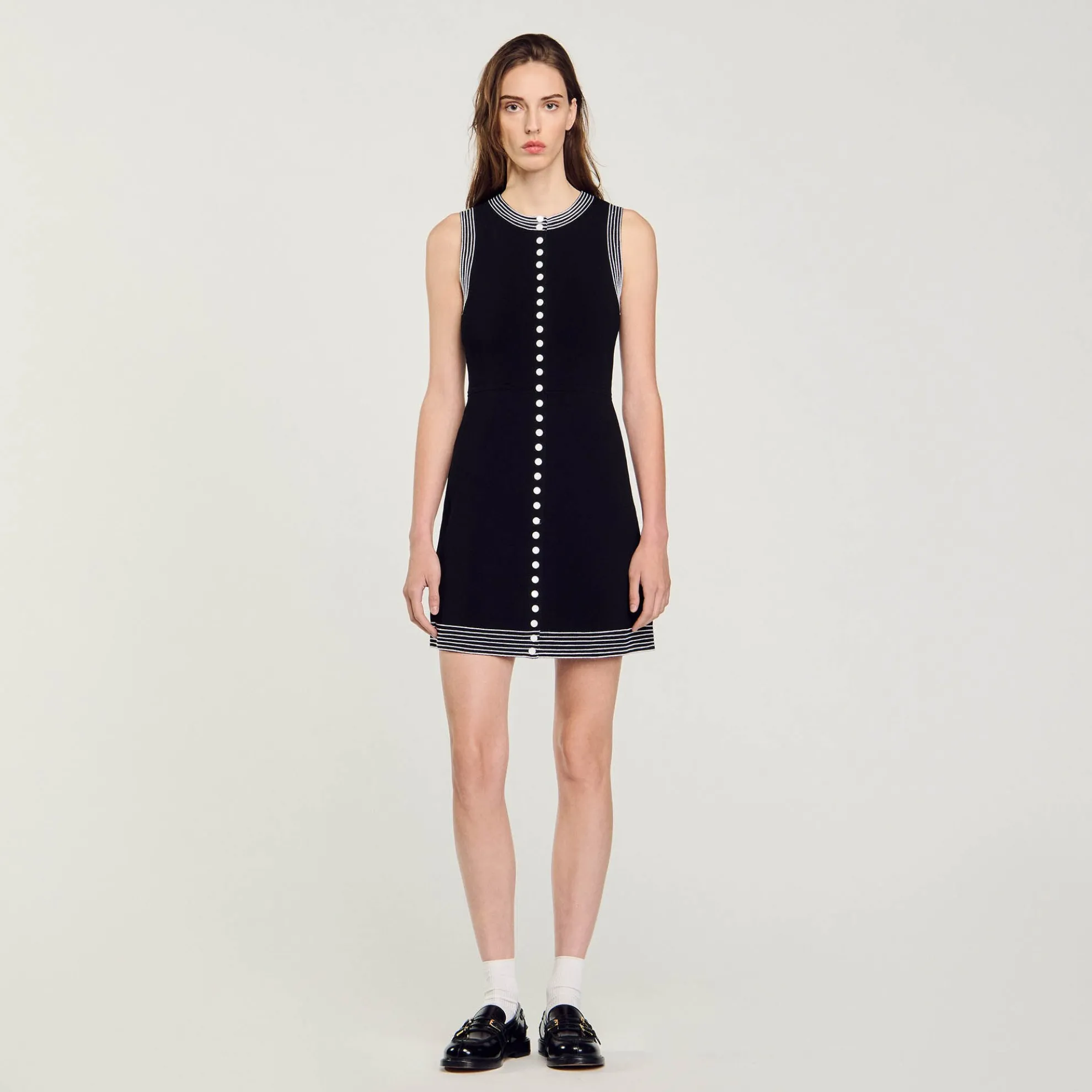 Korte Jurk Met Knoopsluiting