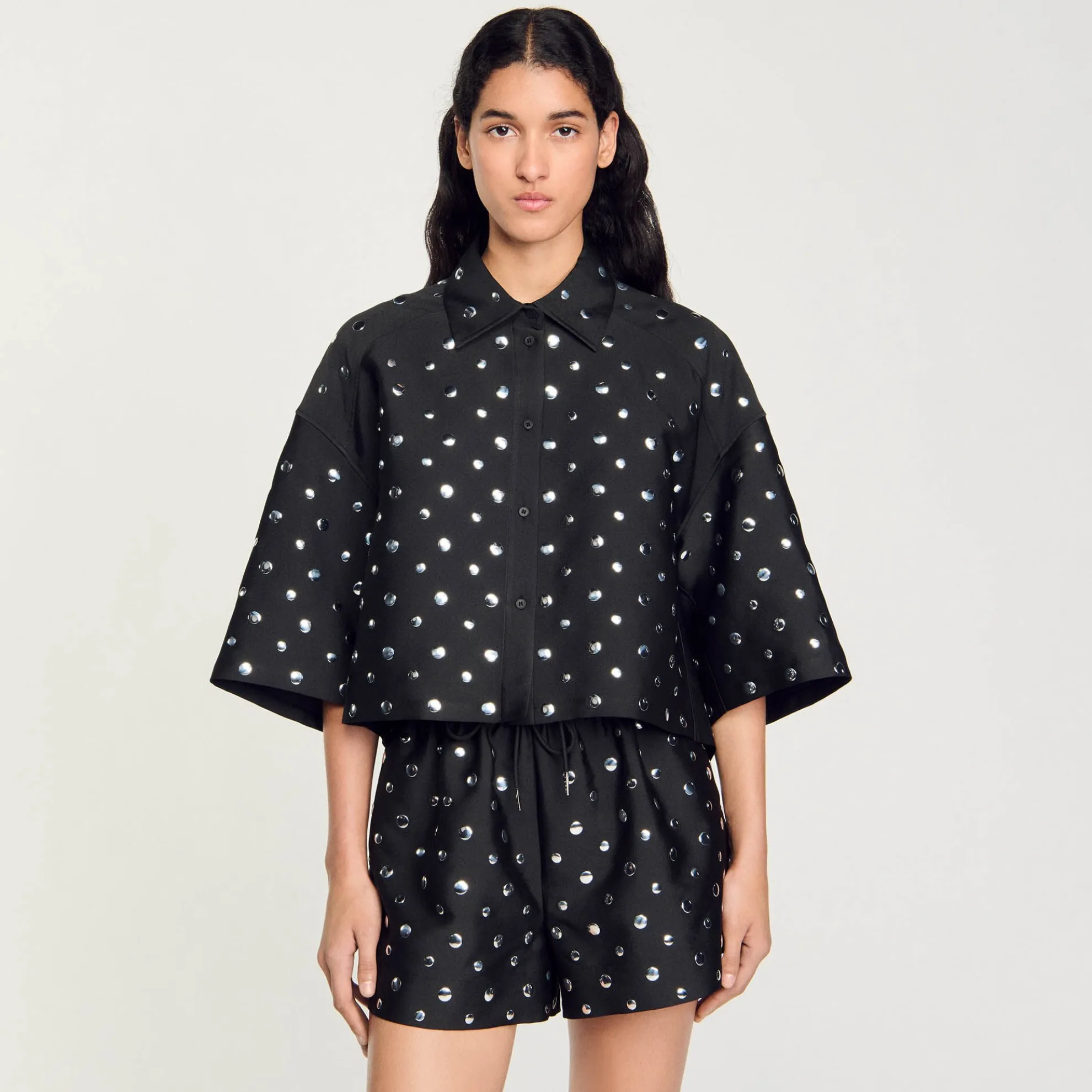 Overhemdblouse Met Ronde Plaatjes