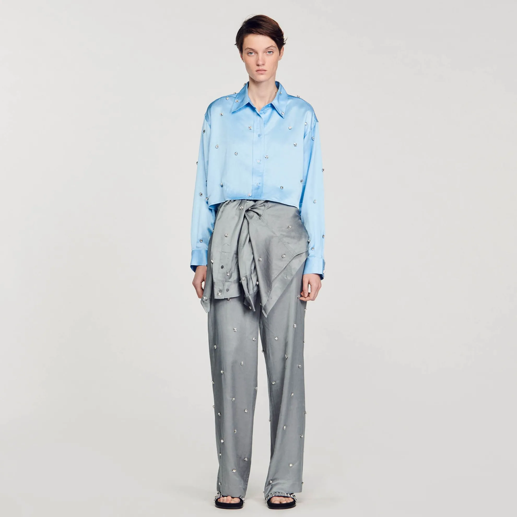 Satijnachtige Overhemdblouse Met Stras